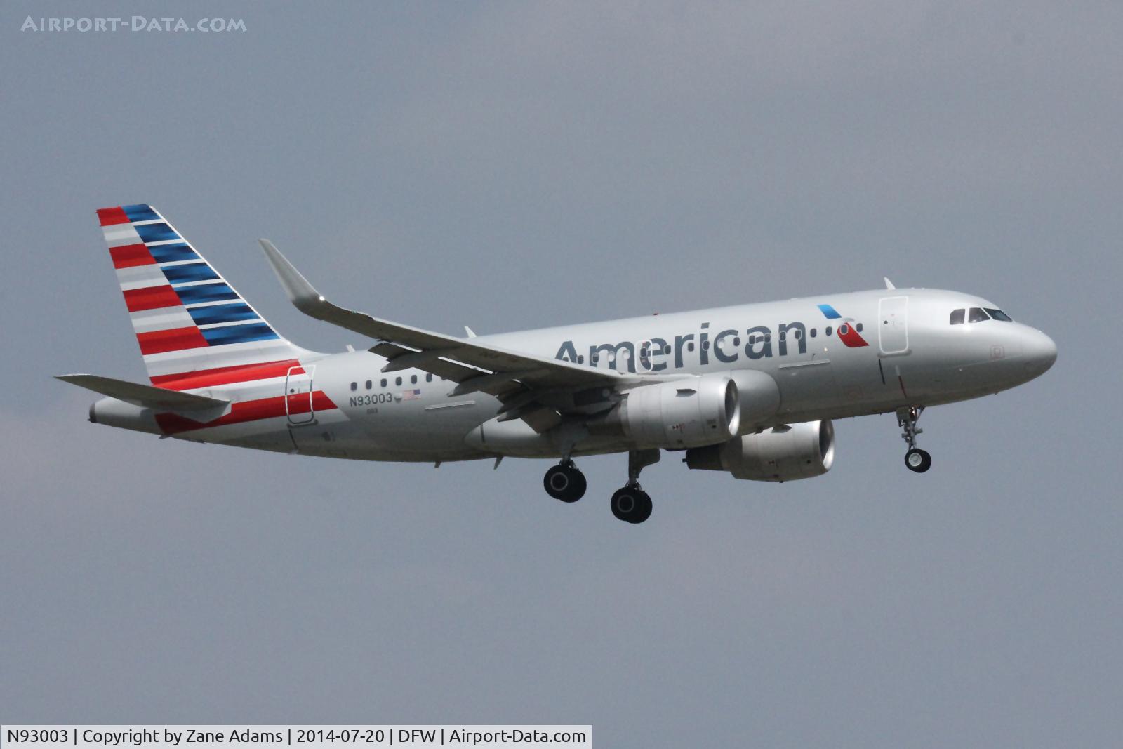N93003, 2013 Airbus A319-115 C/N 5704, At DFW Airport