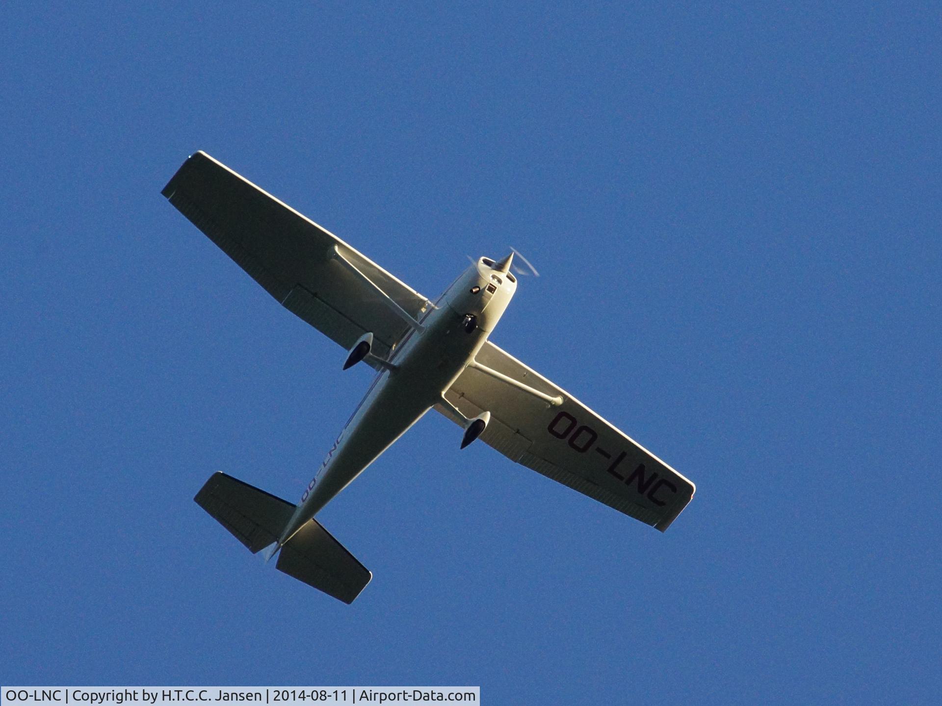 OO-LNC, 1976 Reims F172M Skyhawk Skyhawk C/N 1510, Photo taken on August 11, 2014 above Westerhoven, the Netherlands
Camera: Sony A65