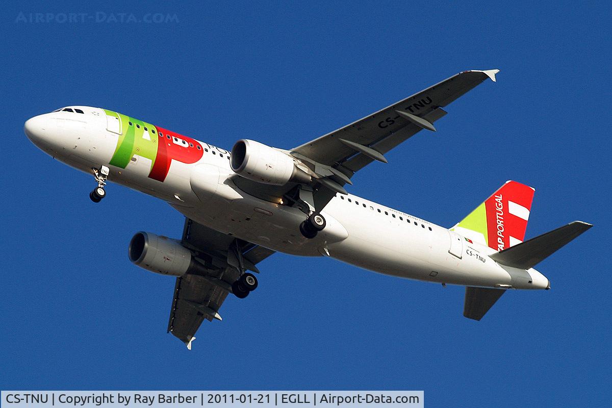 CS-TNU, 2009 Airbus A320-214 C/N 4106, Airbus A320-214 [4106] (TAP Air Portugal) Home~G 21/01/2011. On approach 27R.