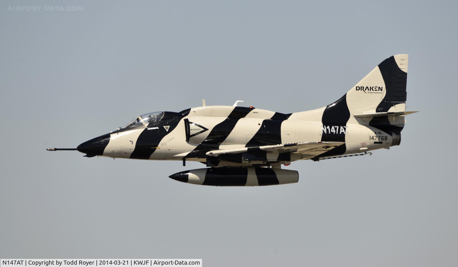 N147AT, 1961 Douglas A4D-2N Skyhawk C/N 12532, High speed pass