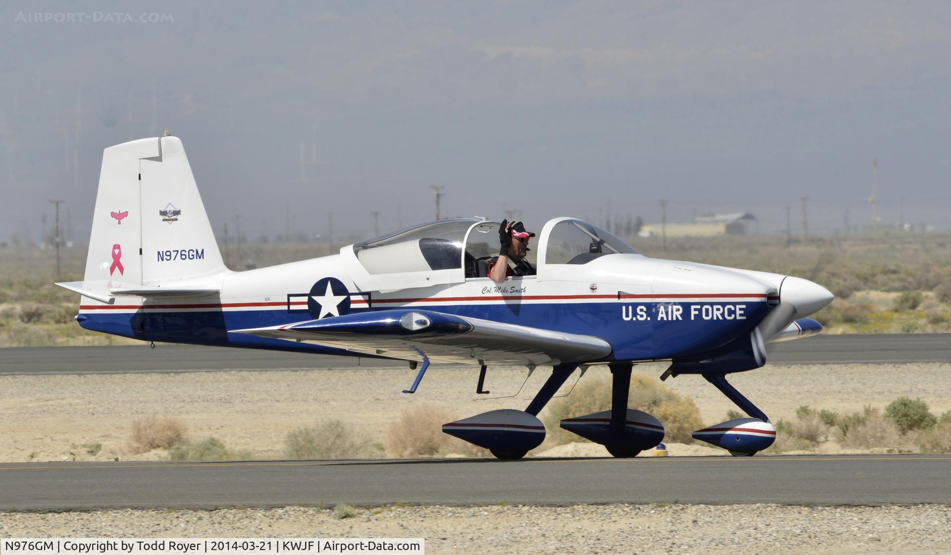 N976GM, 2005 Vans RV-7A C/N 71510, Taxiing for departure
