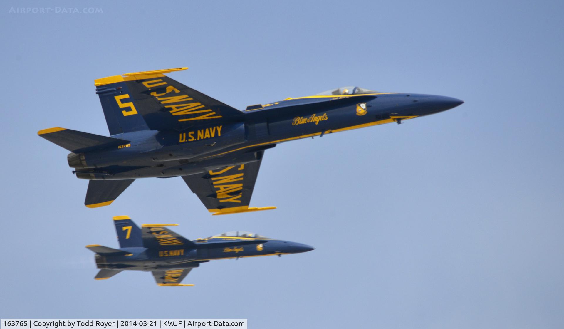 163765, 1989 McDonnell Douglas F/A 18C Hornet C/N 0845/C122, Performing at Fox field