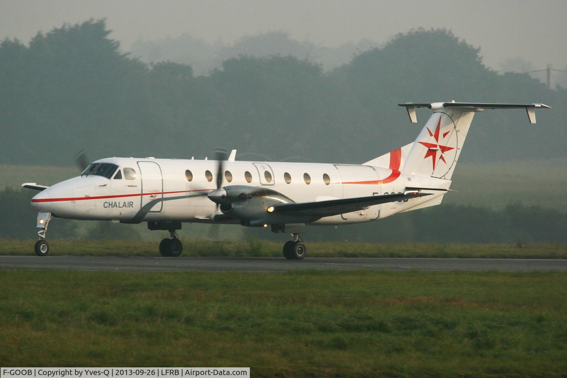 F-GOOB, 1991 Beech 1900C C/N UC-153, Beech 1900C, Take off run rwy 25L, Brest-Bretagne Airport (LFRB-BES)