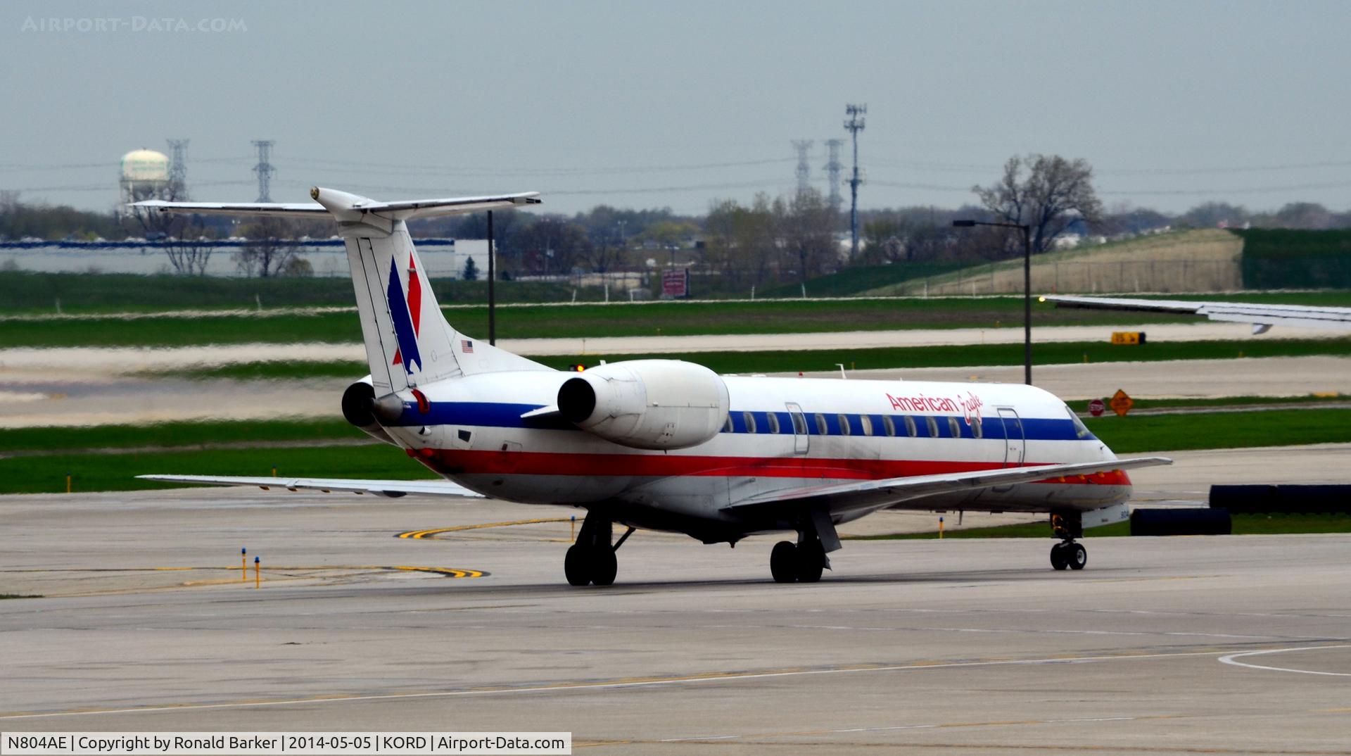 N804AE, 2001 Embraer ERJ-140LR (EMB-135KL) C/N 145487, Taxi O'Hare