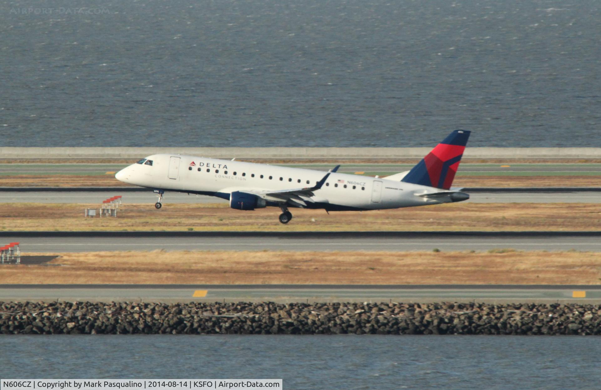 N606CZ, 2007 Embraer 175LR (ERJ-170-200LR) C/N 17000188, ERJ 170-200 LR