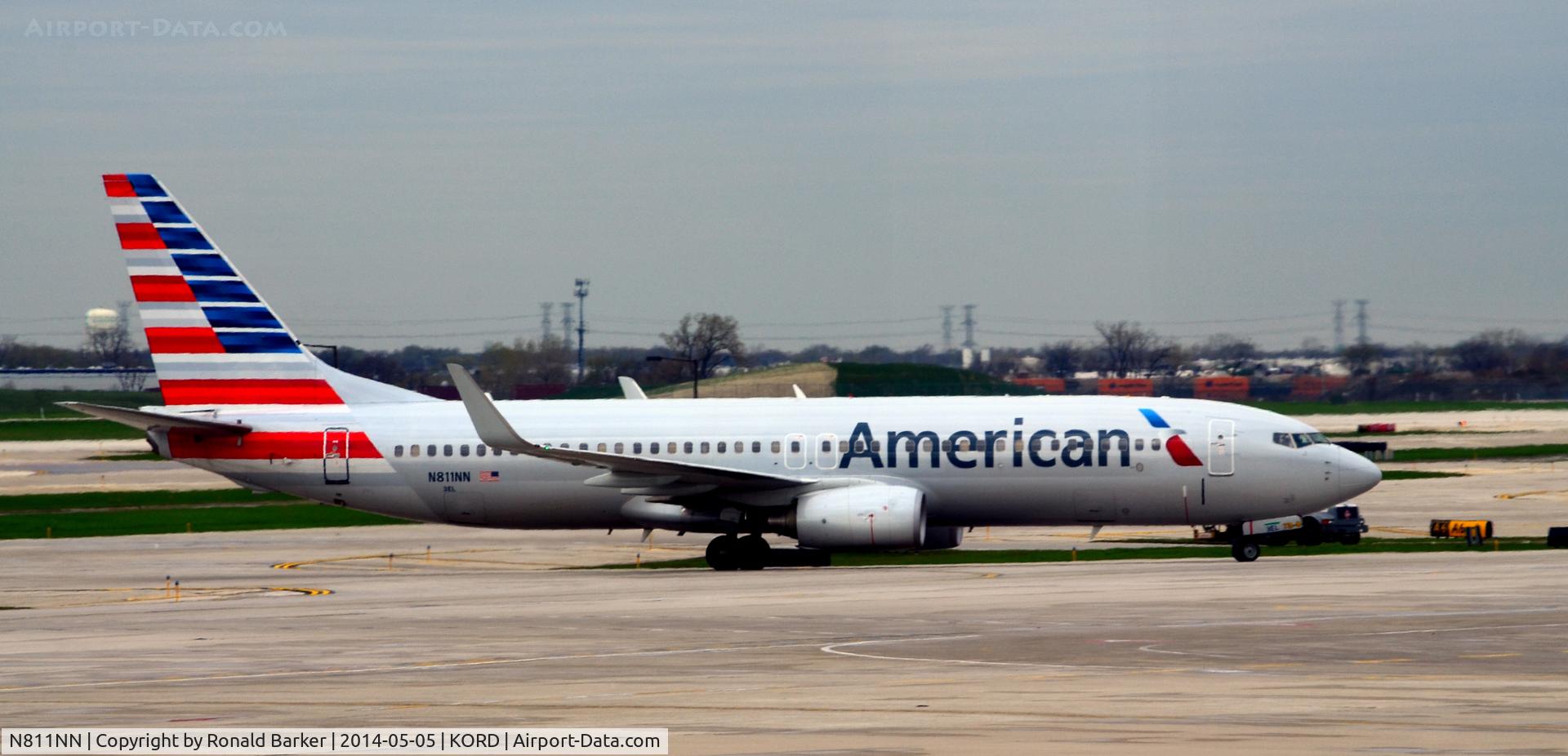 N811NN, 2009 Boeing 737-823 C/N 31079, Taxi O'Hare