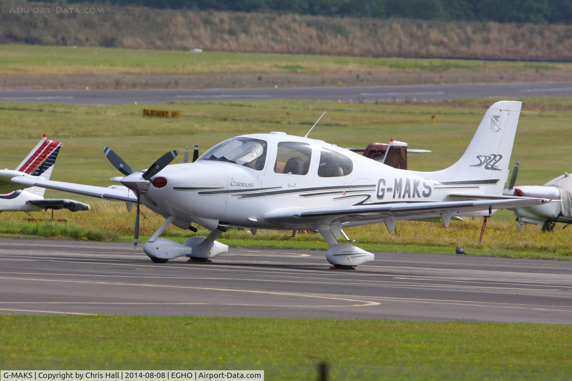G-MAKS, 2002 Cirrus SR22 C/N 0367, at Thruxton Aerodrome