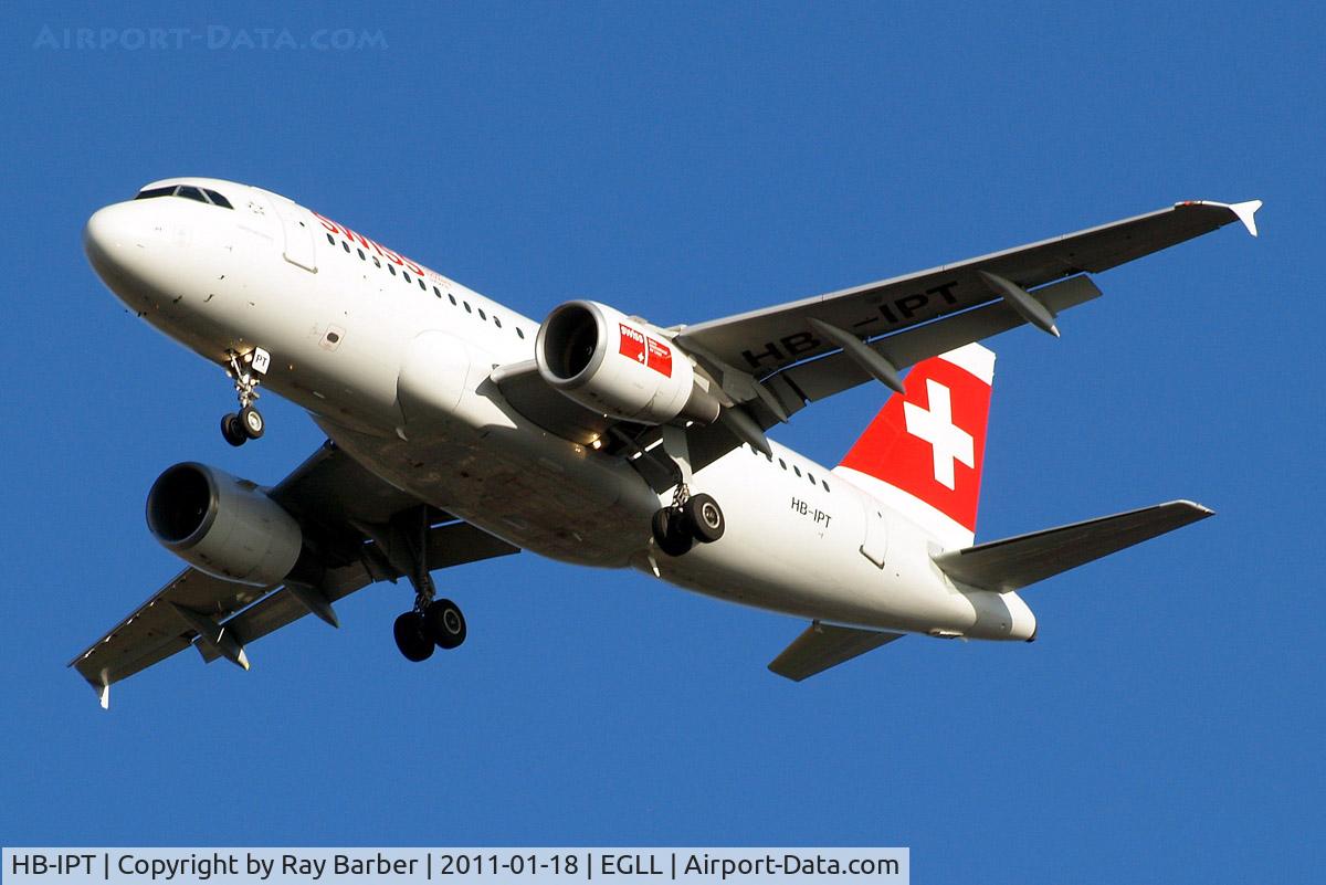 HB-IPT, 1997 Airbus A319-112 C/N 727, Airbus A319-112 [0727] (Swiss International Air Lines) Home~G 18/01/2011. On approach 27R.