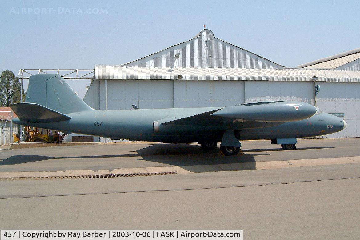 457, 1953 English Electric Canberra T.4 C/N EEP71543, English Electric Canberra B.2 [71543] (South African Air Force) Swartkop~ZS 06/10/2003