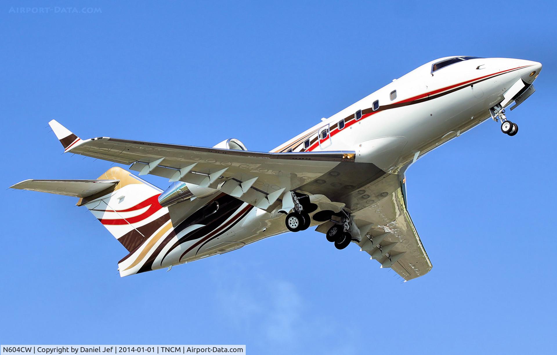 N604CW, 2000 Bombardier Challenger 604 (CL-600-2B16) C/N 5455, N604CW