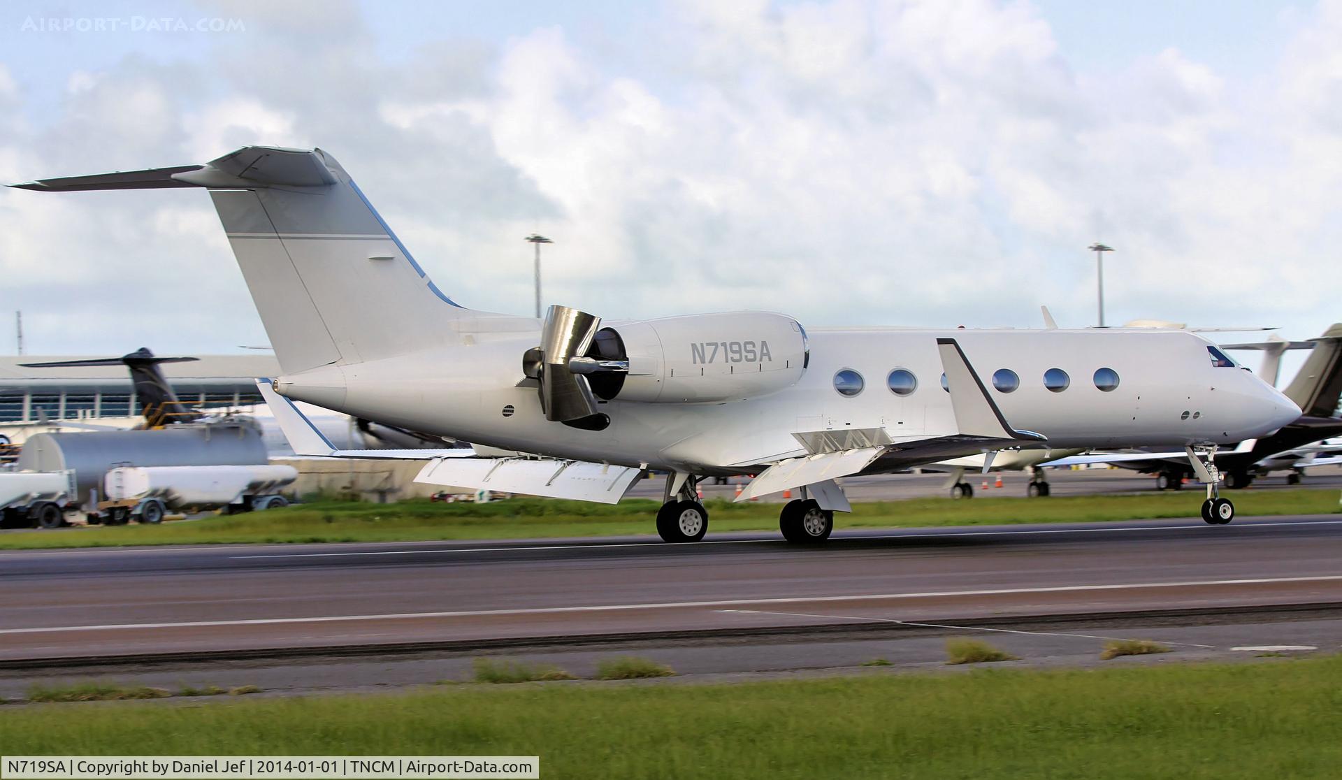 N719SA, 1990 Gulfstream Aerospace G-IV C/N 1155, N719SA