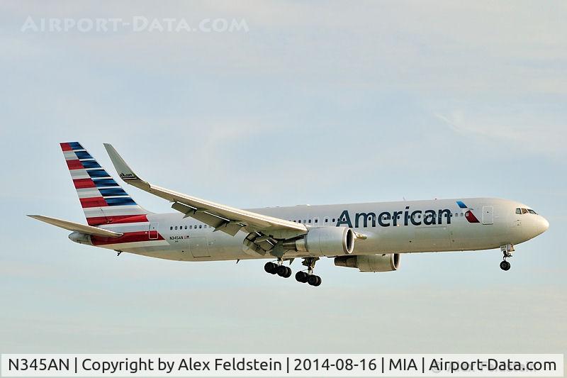 N345AN, 2003 Boeing 767-323(ER) C/N 33084, Miami