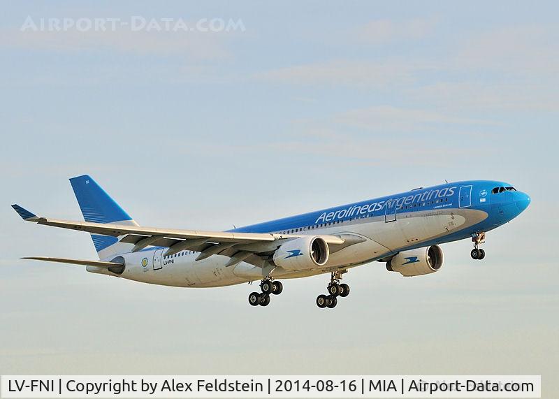 LV-FNI, 1999 Airbus A330-223 C/N 290, Miami