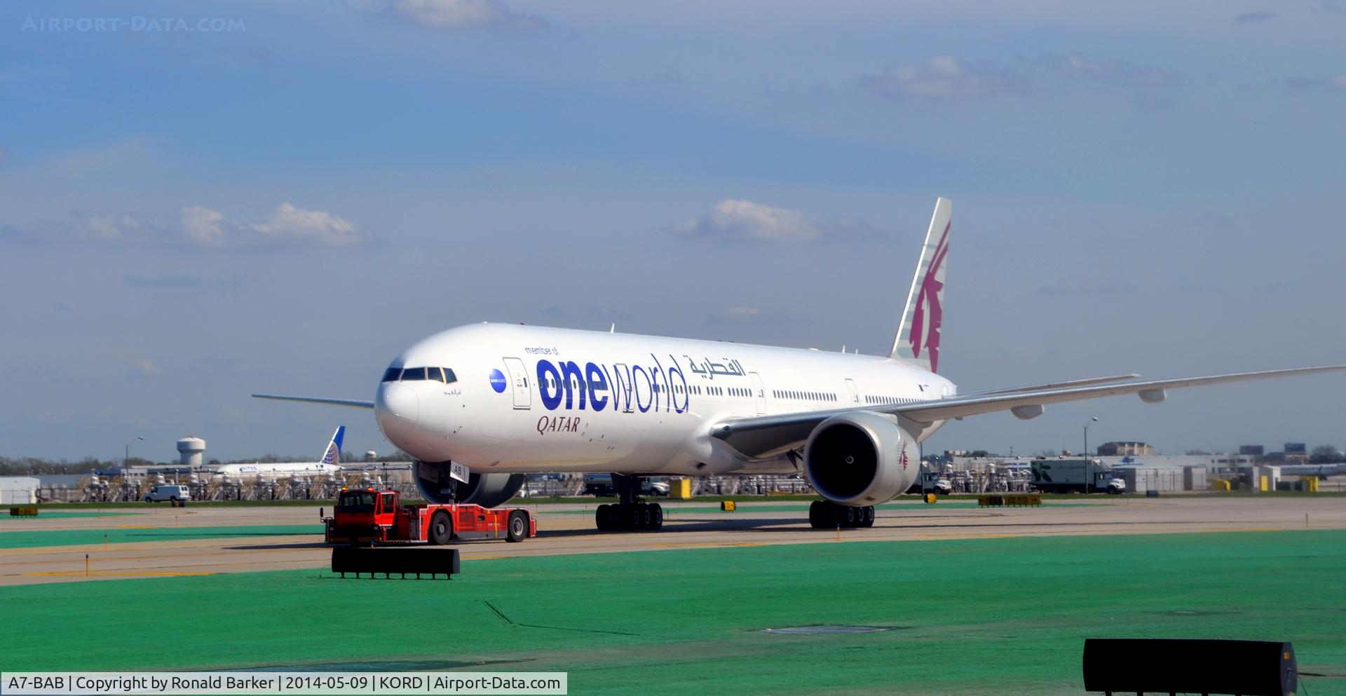 A7-BAB, 2007 Boeing 777-3DZ/ER C/N 36103, Taxi O'Hare