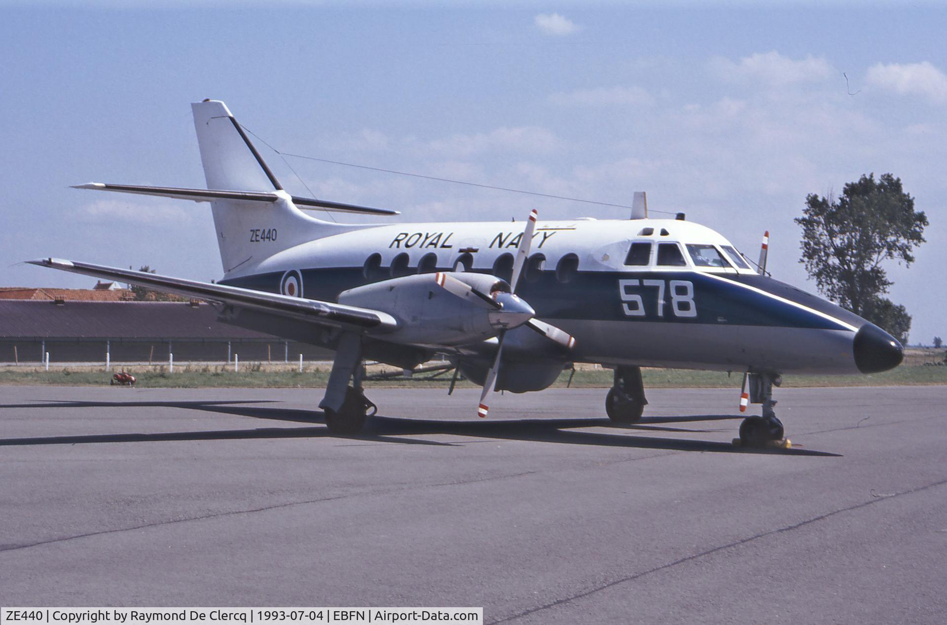 ZE440, 1985 Scottish Aviation HP-137 Jetstream T.3 C/N 659, Koksijde Airshow 1993.