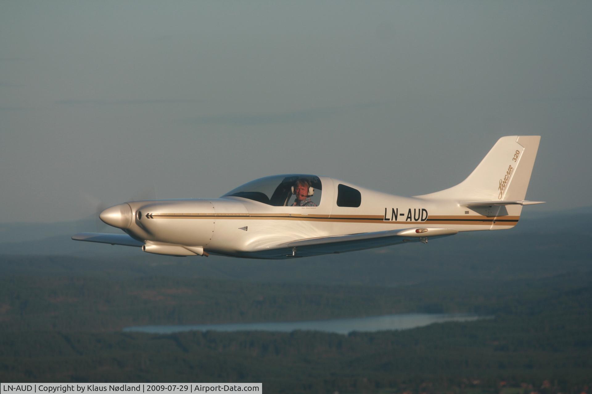 LN-AUD, Lancair 320 C/N 807, Over Siljan lake Sweden