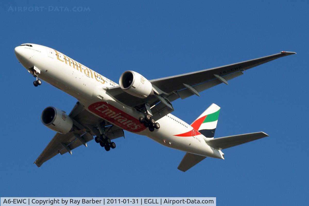 A6-EWC, 2007 Boeing 777-21H/LR C/N 35576, Boeing 777-21HLR [35576] (Emirates Airlines) Home~G 31/01/2011. On approach 27R.