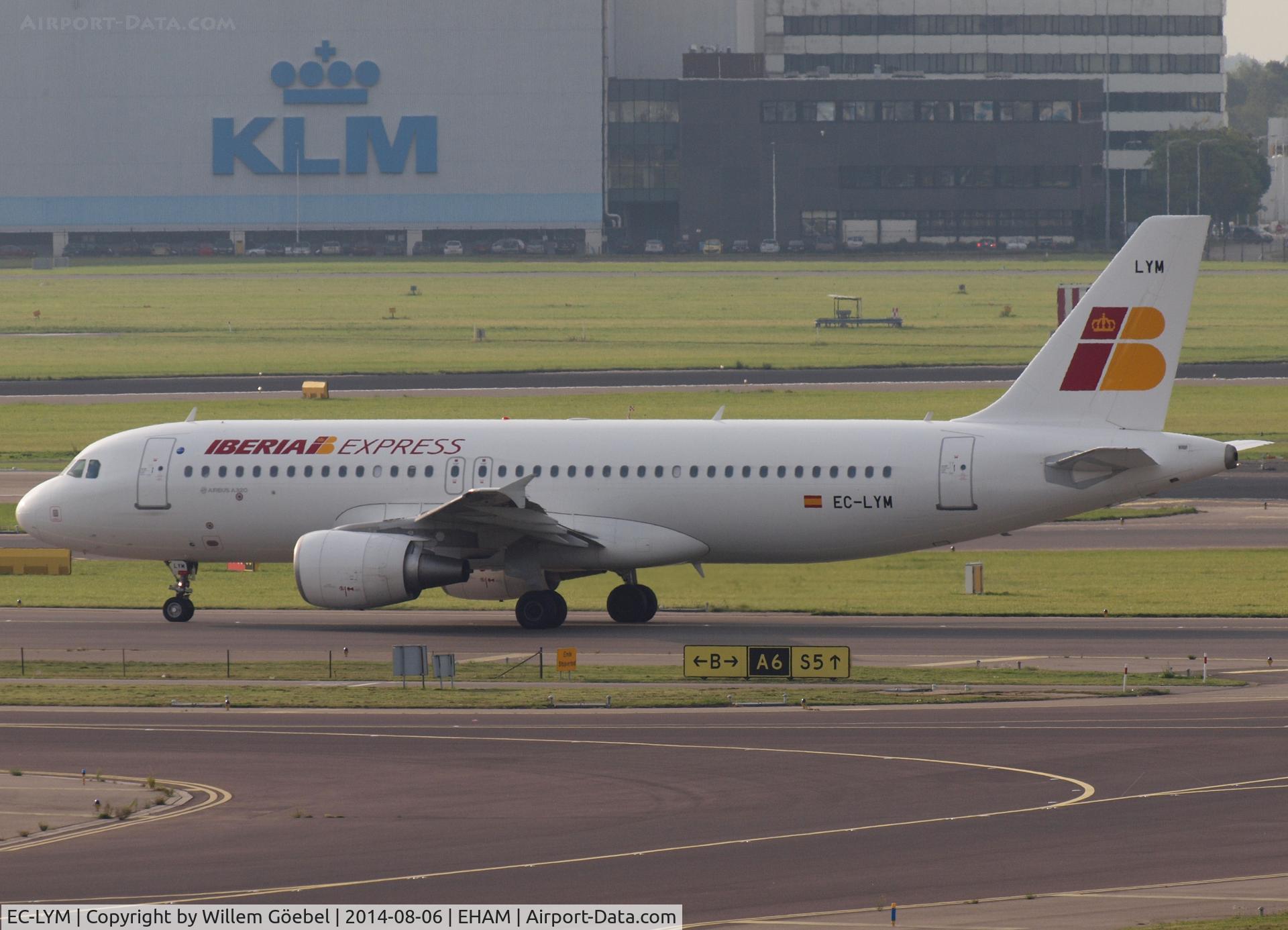 EC-LYM, 2013 Airbus A320-216 C/N 5815, Taxi to the runway of Schiphol Airport