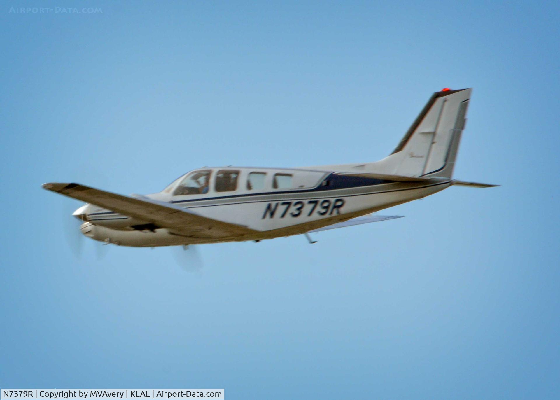 N7379R, 1974 Beech 58 Baron C/N TH-512, 2014 Sun n Fun