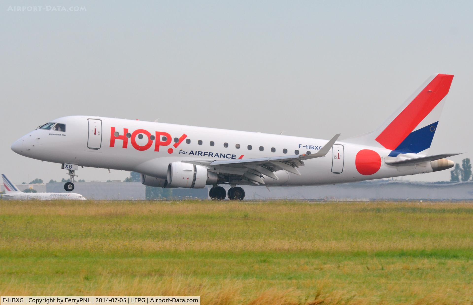 F-HBXG, 2009 Embraer 170ST (ERJ-170-100ST) C/N 17000301, Hop ERJ170 landing.