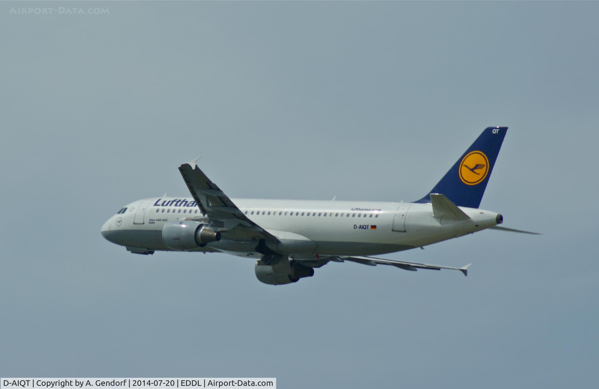 D-AIQT, 2000 Airbus A320-211 C/N 1337, Lufthansa, is here climbing out Düsseldorf Int'l(EDDL)
