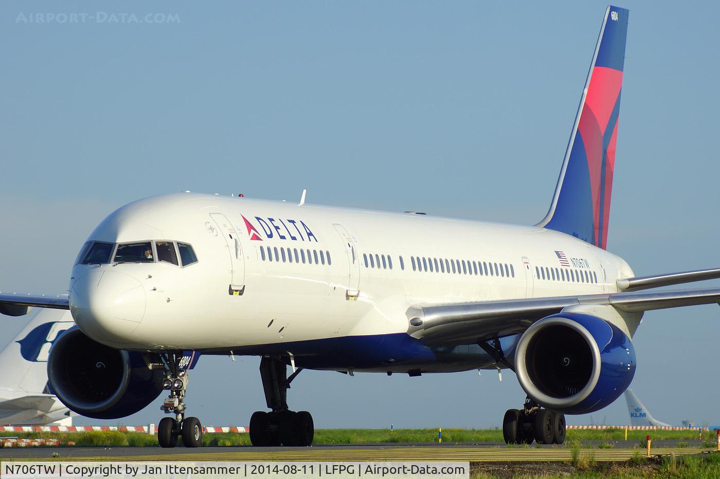 N706TW, 1997 Boeing 757-2Q8 C/N 28165, n706tw