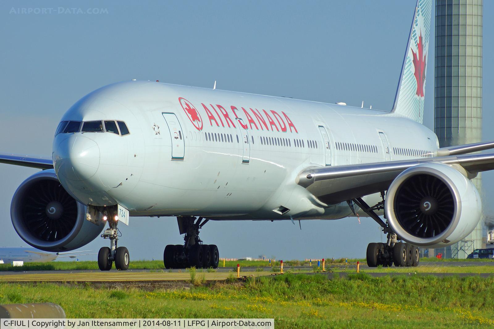 C-FIUL, 2007 Boeing 777-333/ER C/N 35255, c-fiul