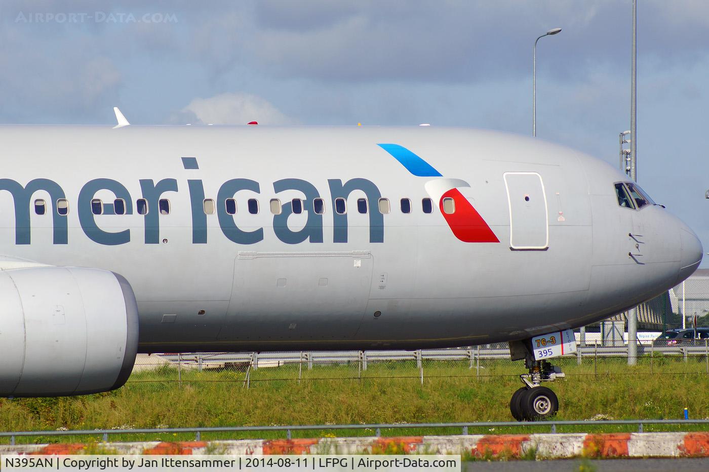 N395AN, 1998 Boeing 767-323 C/N 29432, n395an