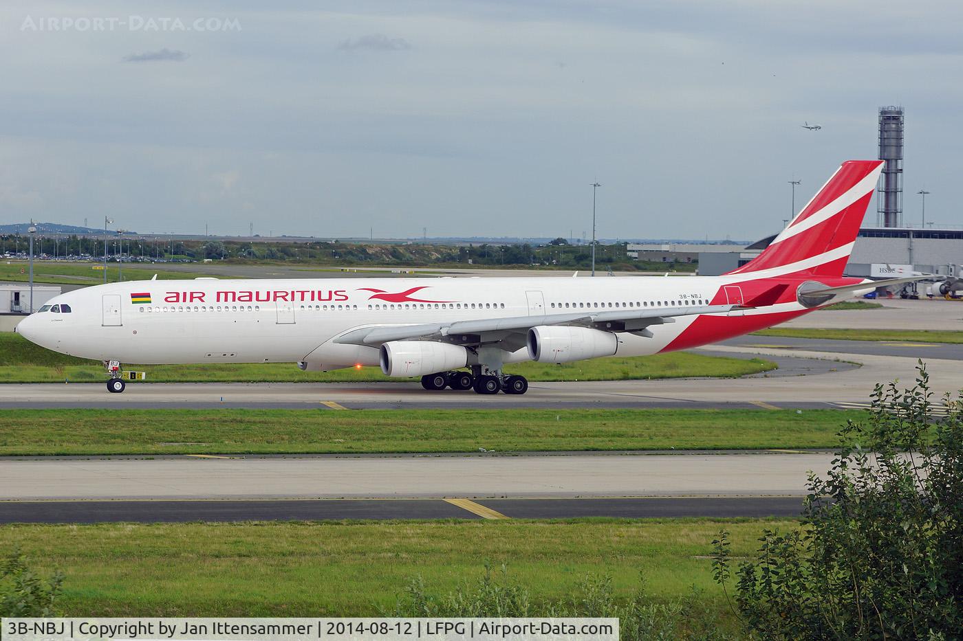 3B-NBJ, 2006 Airbus A340-313E C/N 800, 3b-nbj