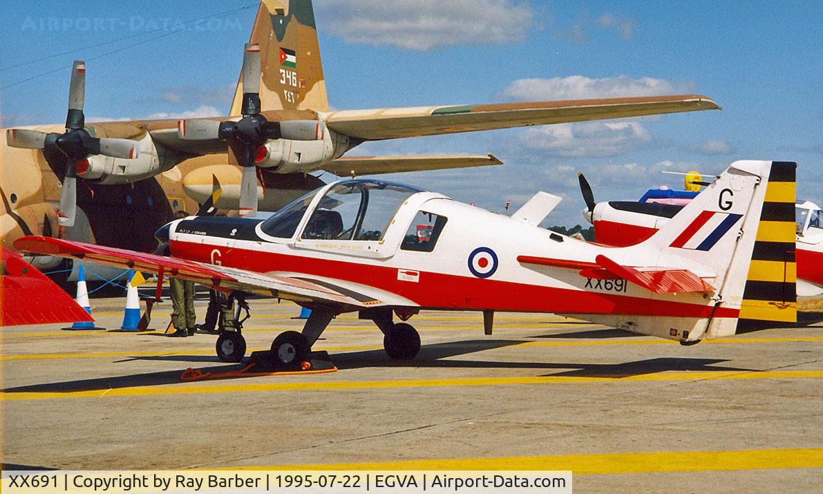 XX691, 1975 Scottish Aviation Bulldog T.1 C/N BH.120/337, Scottish Aviation SA.120 Bulldog T.1 [BH120/337] (Royal Air Force) RAF Fairford~G 22/07/1995