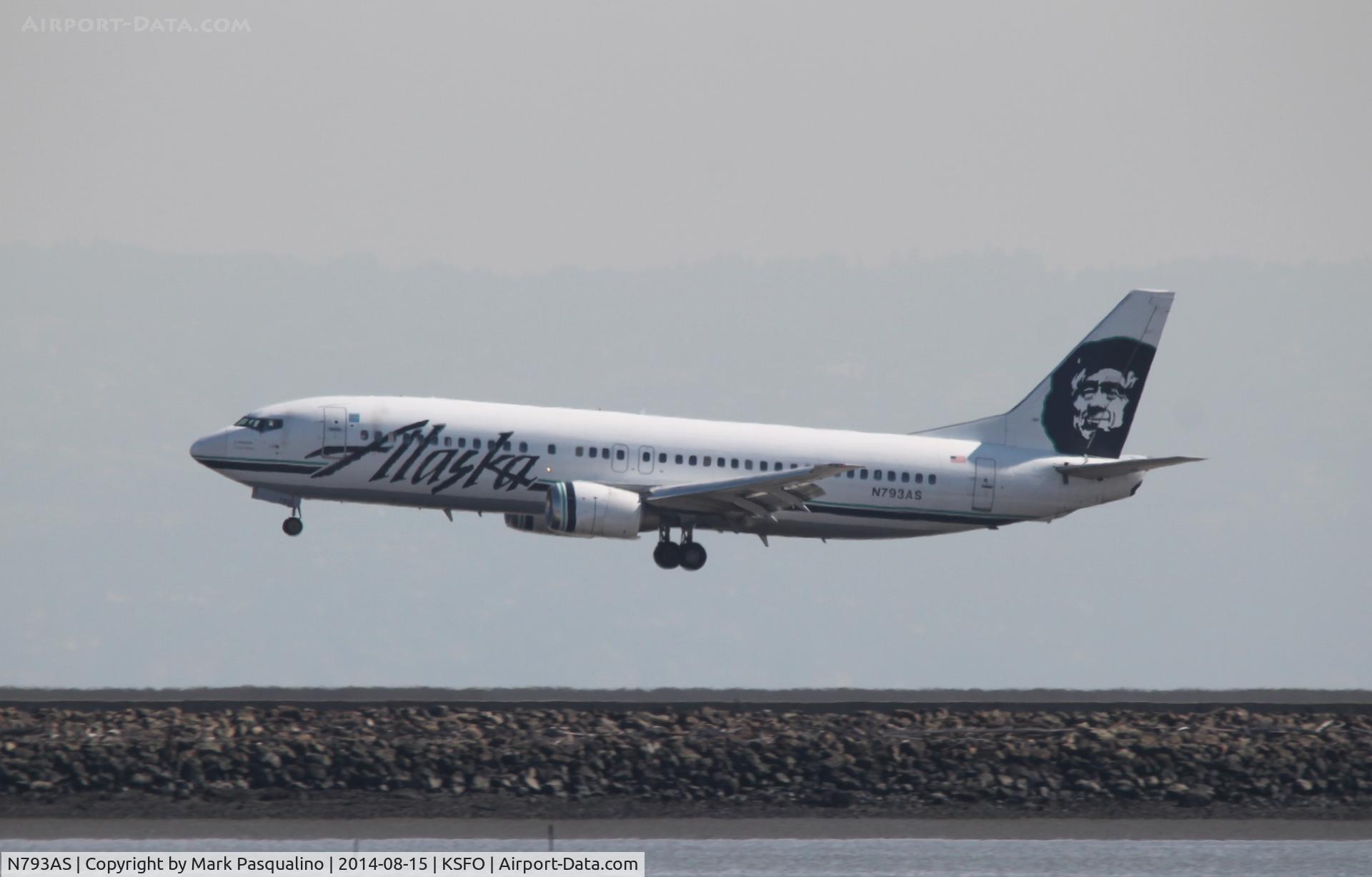 N793AS, 1998 Boeing 737-490 C/N 28888, Boeing 737-400