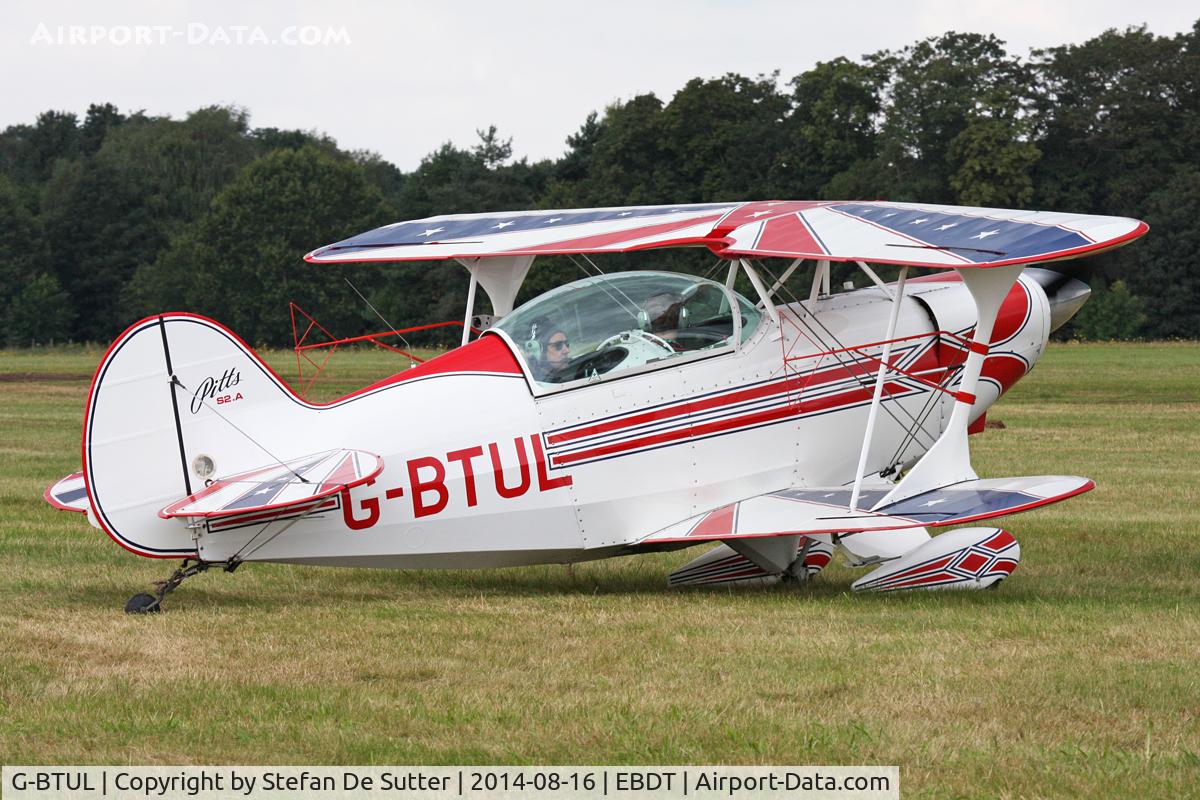 G-BTUL, 1979 Aerotek Pitts S-2A Special C/N 2200, Schaffen Oldtimer Fly-In 2014.