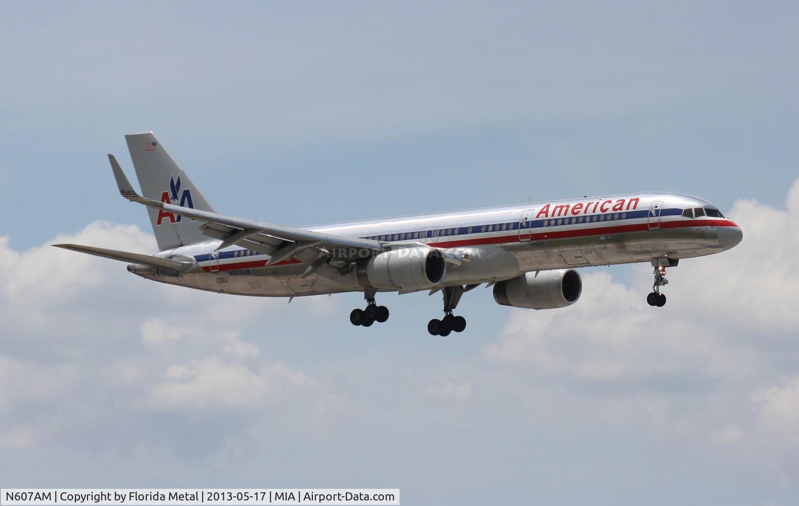 N607AM, 1996 Boeing 757-223 C/N 27058, American 757-200