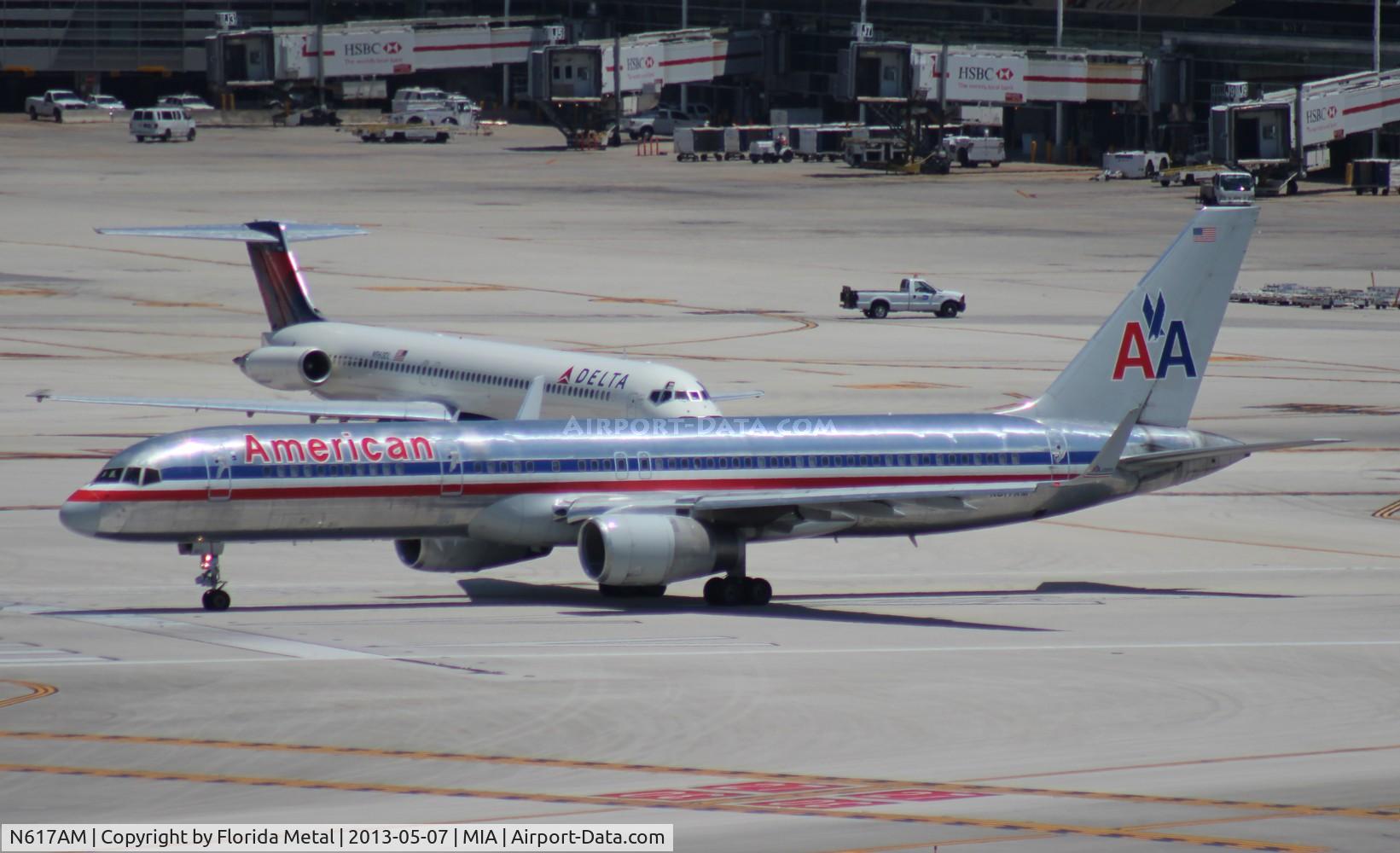 N617AM, 1989 Boeing 757-223 C/N 24525, American 757-200