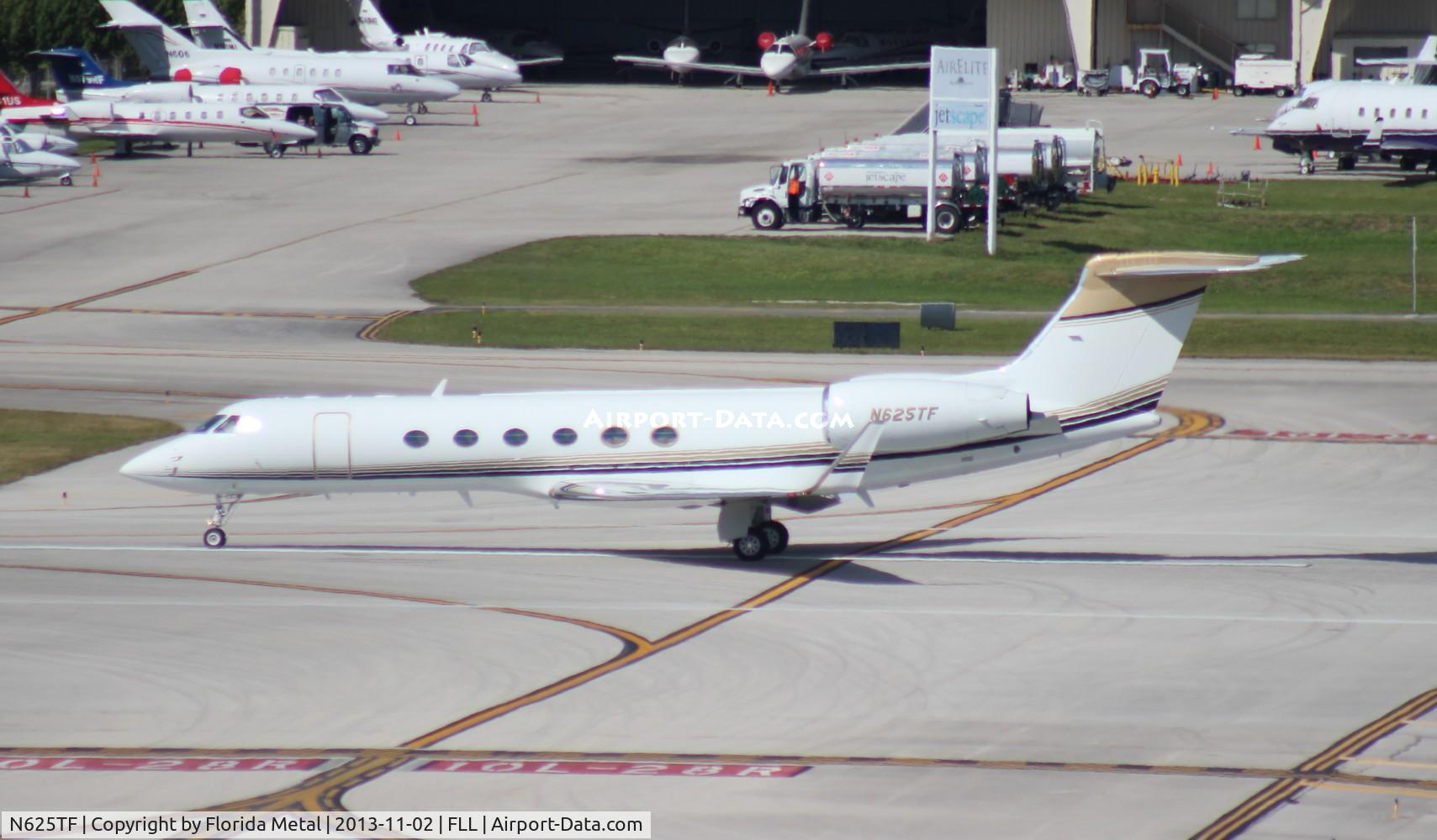 N625TF, 1998 Gulfstream Aerospace G-V C/N 547, Gulfstream V