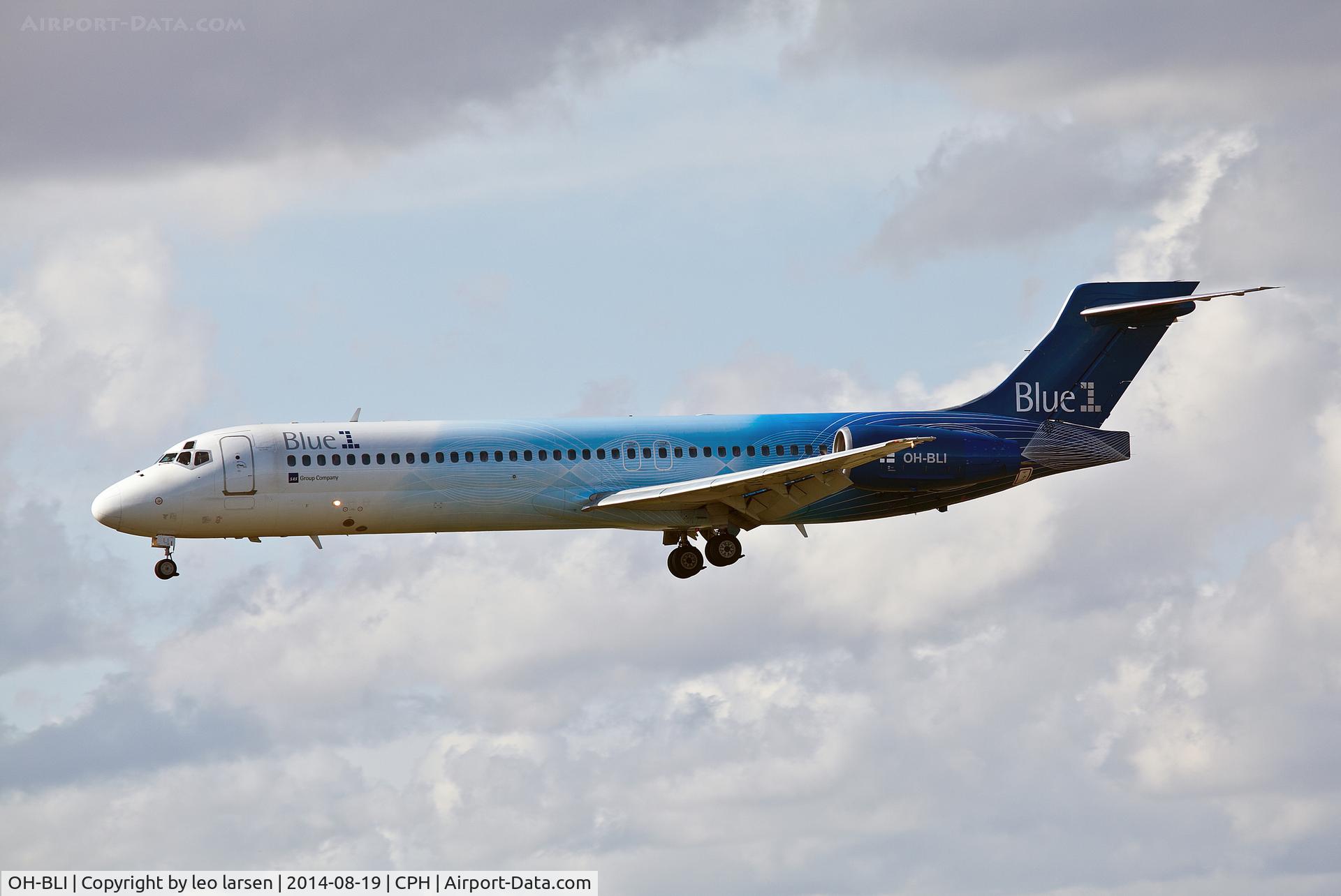 OH-BLI, 2000 Boeing 717-2CM C/N 55061, Copenhagen Kastrup 19.8.14
approach to R-22L