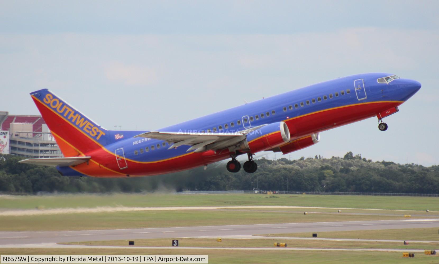 N657SW, 1985 Boeing 737-3L9 C/N 23331, Southwest 737-300