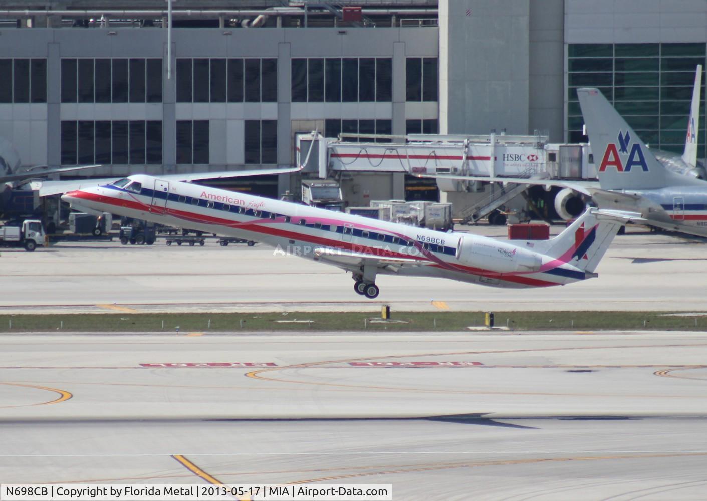 N698CB, 2004 Embraer ERJ-145LR (EMB-145LR) C/N 14500877, American Eagle E145