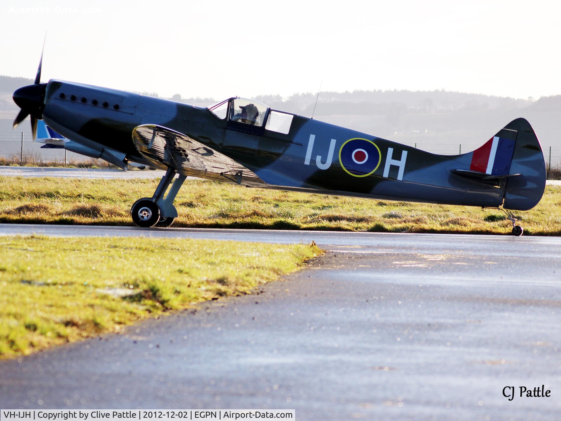 VH-IJH, Supermarine Aircraft Spitfire Mk.26 C/N 036, Taxy in at Dundee Riverside EGPN from its base at nearby Perth EGPT