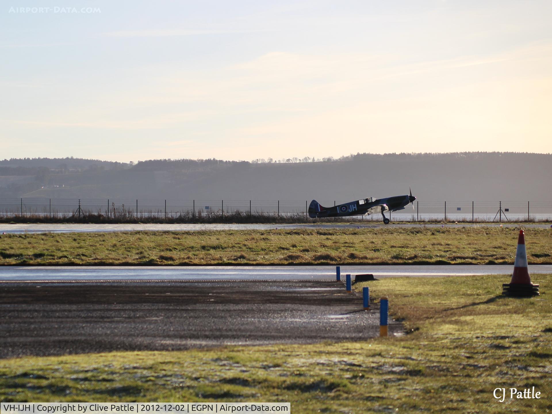 VH-IJH, Supermarine Aircraft Spitfire Mk.26 C/N 036, Sunset landing by the river at Dundee Riverside (EGPN)