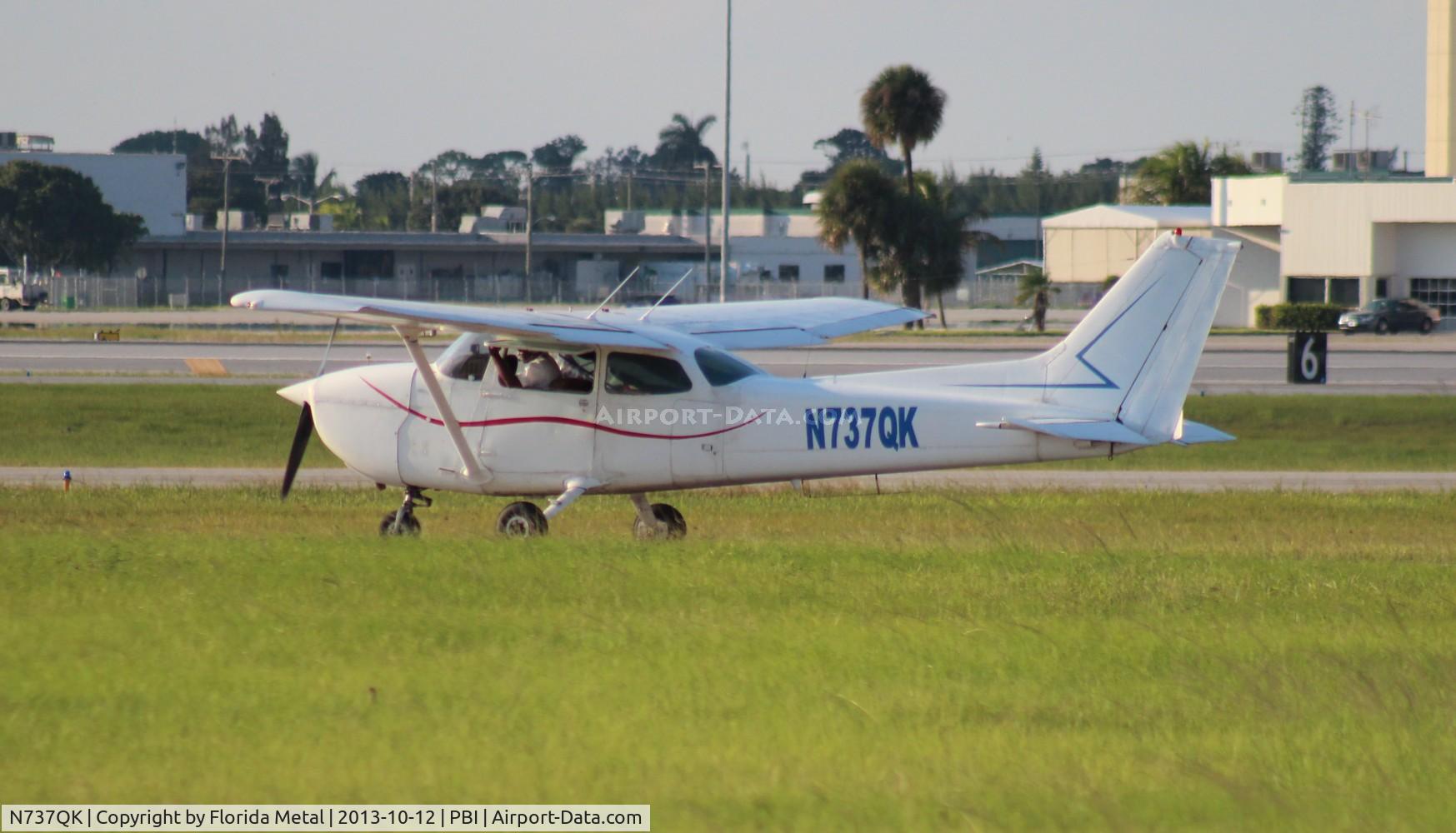 N737QK, 1977 Cessna 172N C/N 17269590, Cessna 172N