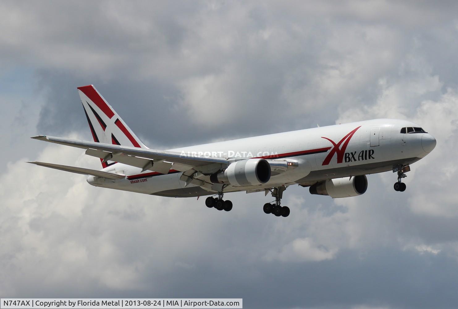 N747AX, 1983 Boeing 767-232/F C/N 22224, ABX 767-200