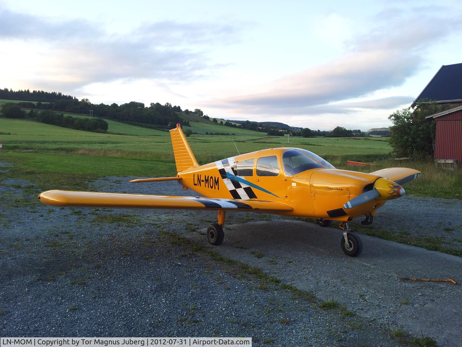 LN-MOM, 1967 Piper Cherokee 180 C/N 28-3981, This Picture is taken at Frosta. Norway.