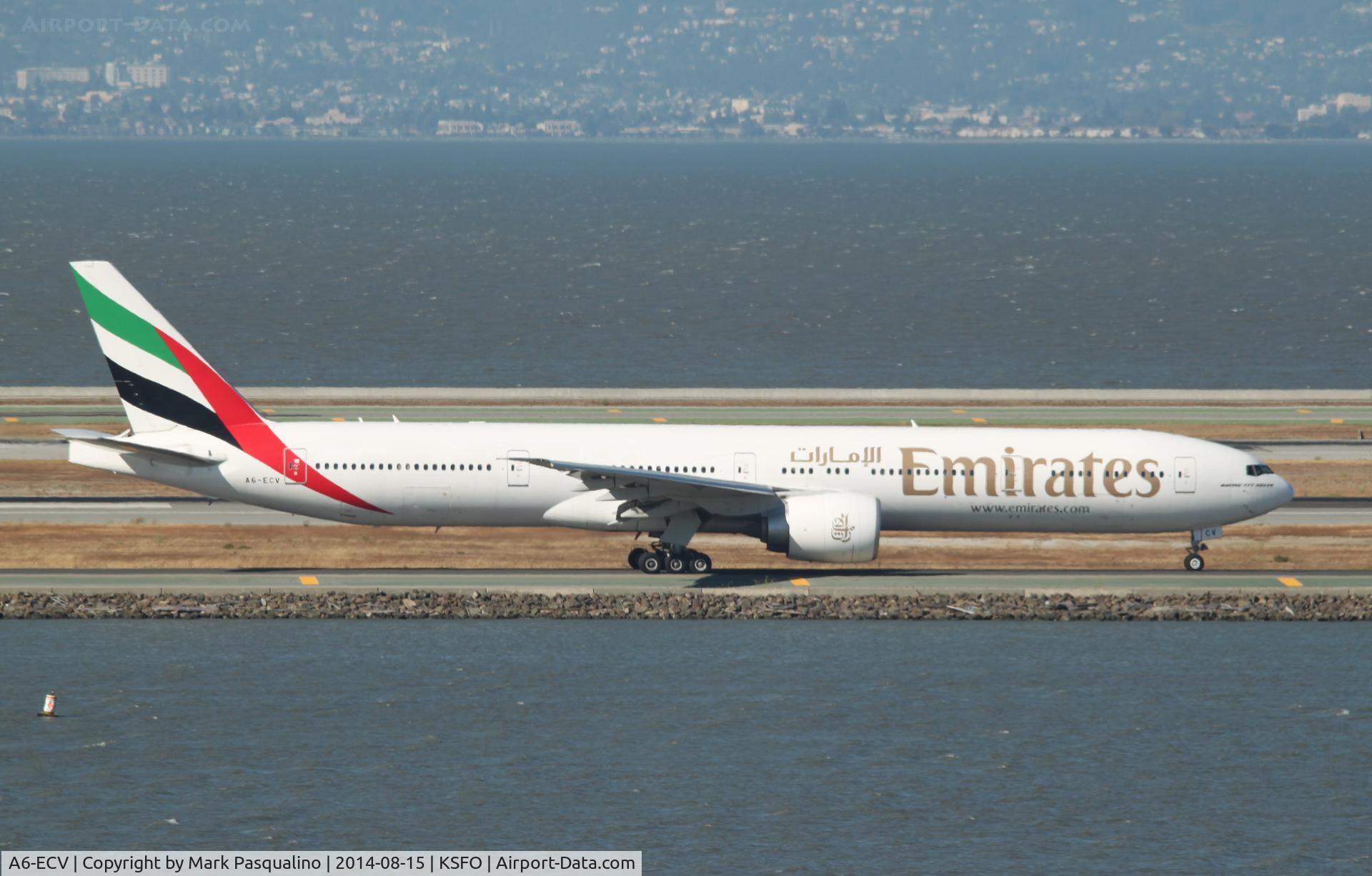A6-ECV, 2009 Boeing 777-31H/ER C/N 35594, Boeing 777-300ER