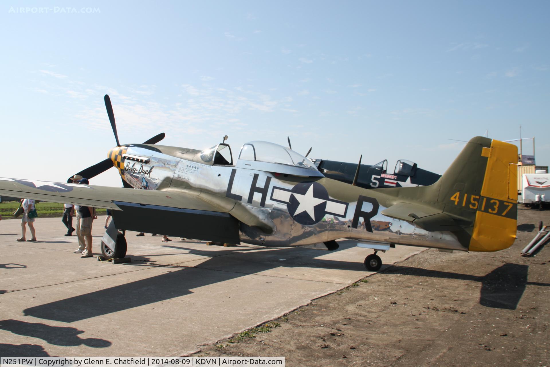 N251PW, 1944 North American P-51D Mustang C/N 122-31945, At the Quad Cities Air Show