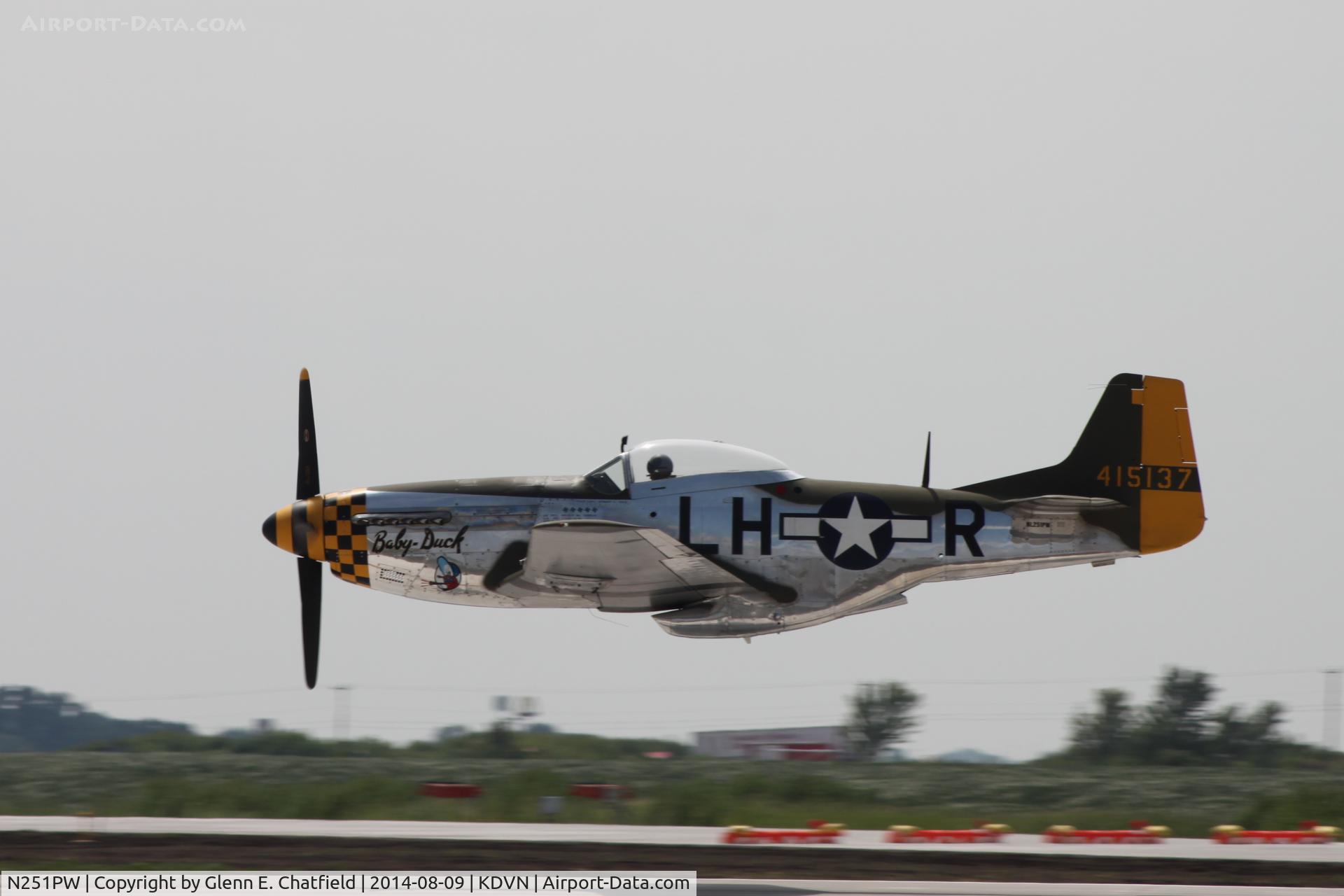 N251PW, 1944 North American P-51D Mustang C/N 122-31945, At the Quad Cities Air Show