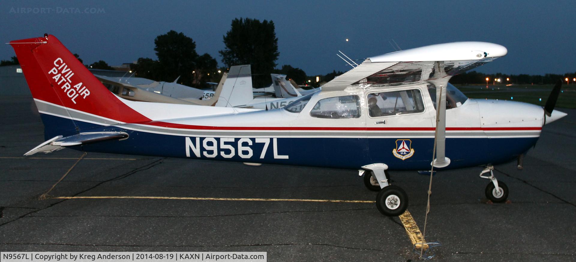 N9567L, Cessna 172P C/N 17276579, Cessna 172P Skyhawk on the line.