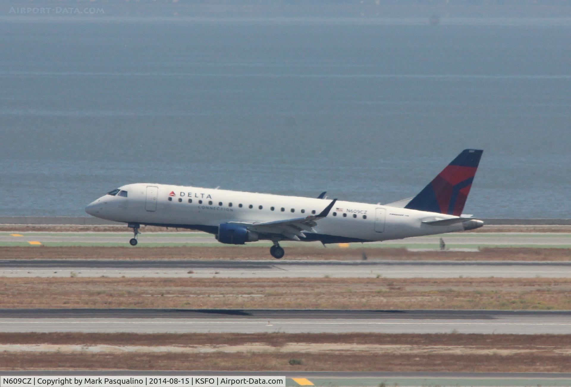 N609CZ, 2007 Embraer 175LR (ERJ-170-200LR) C/N 17000197, ERJ 170-200LR