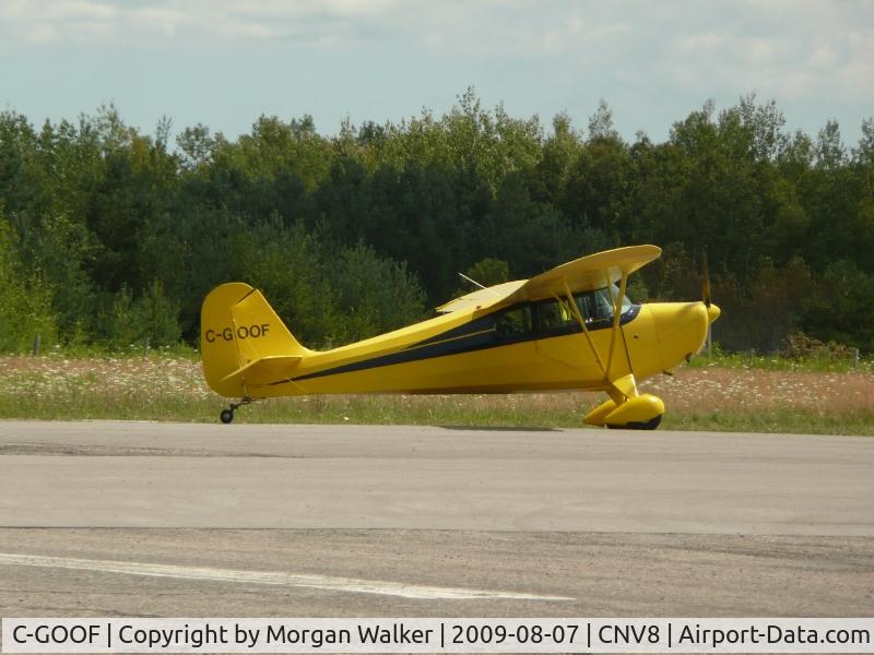 C-GOOF, 1946 Aeronca 11AC Chief C/N 11AC-216, Taxying out