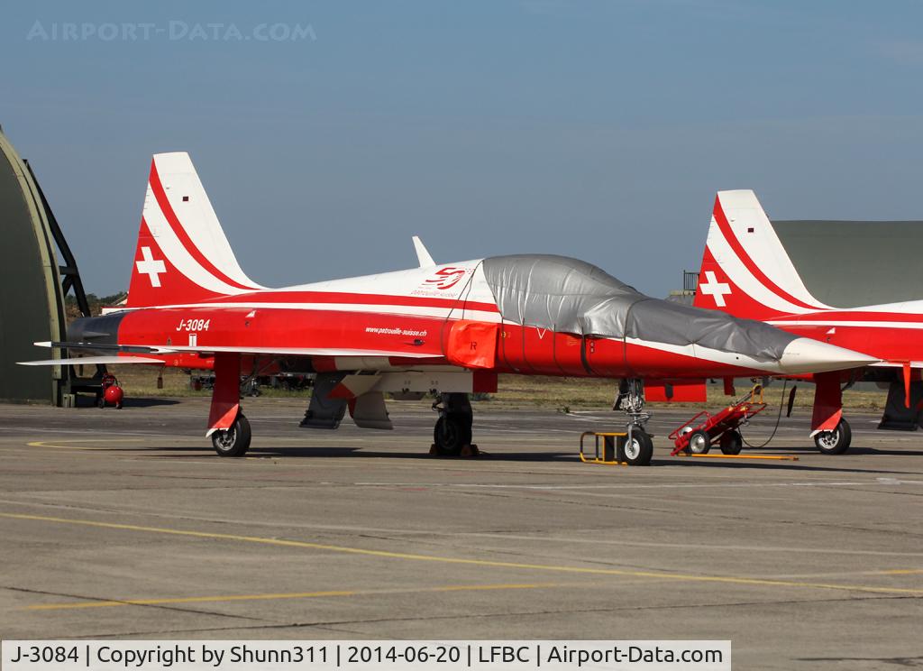 J-3084, Northrop F-5E Tiger II C/N L.1084, Participant of the Cazaux AFB Spotterday 2014... Additional 50th anniversary patch...